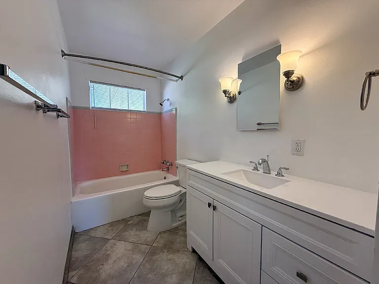 1514 W Rovey Ave — Photo 17