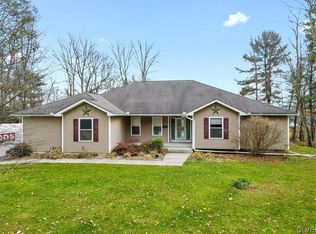 109 Spring House Dr, Saylorsburg, PA 18353