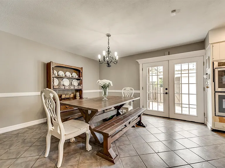426 Westview Ter — Photo 3