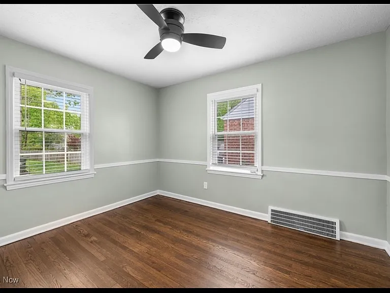 574 Huntmere Dr — Photo 19