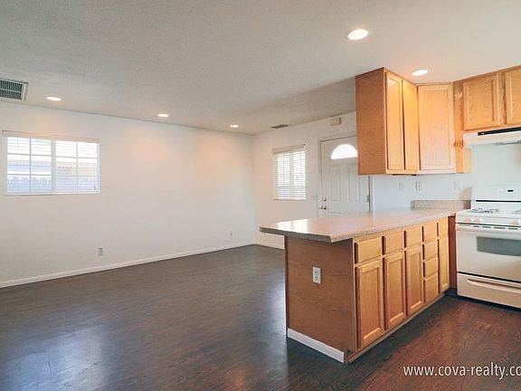 4th image of 3115 Dwight Ave