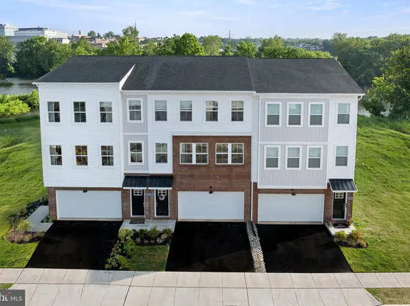 78 Continental Way, Bridgeport, PA 19405