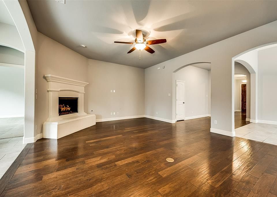 1st image of 4208 Bobcat Ln