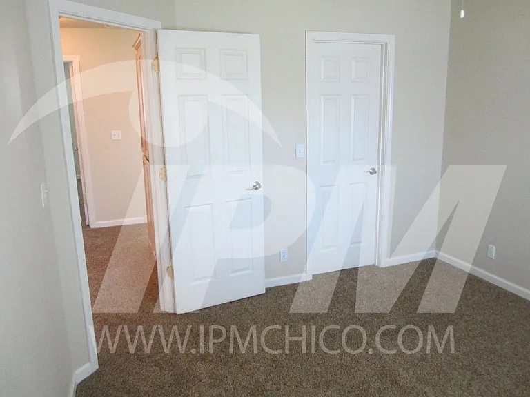 583 Morgan Drive — Photo 9