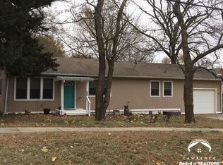 430 Whitfield St, Lecompton, KS 66050