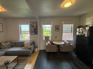 34 Grove St #9, Boston, MA 02114