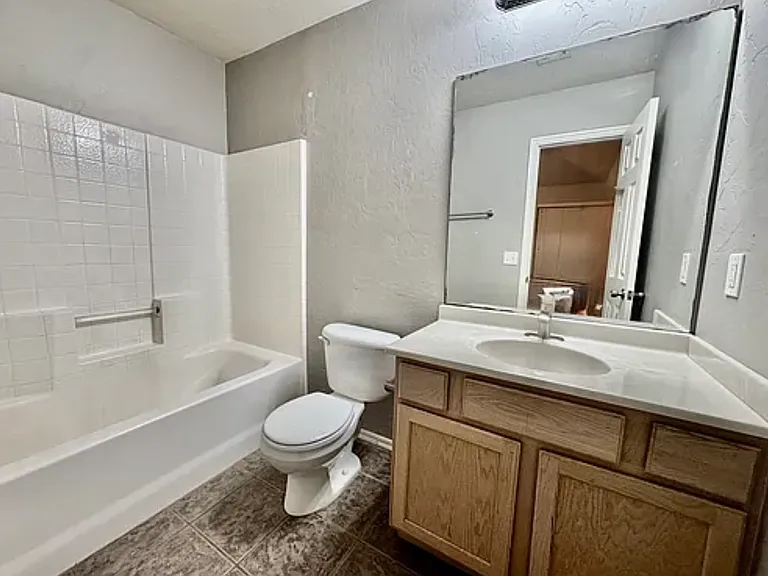 12337 SW 6th St — Photo 18
