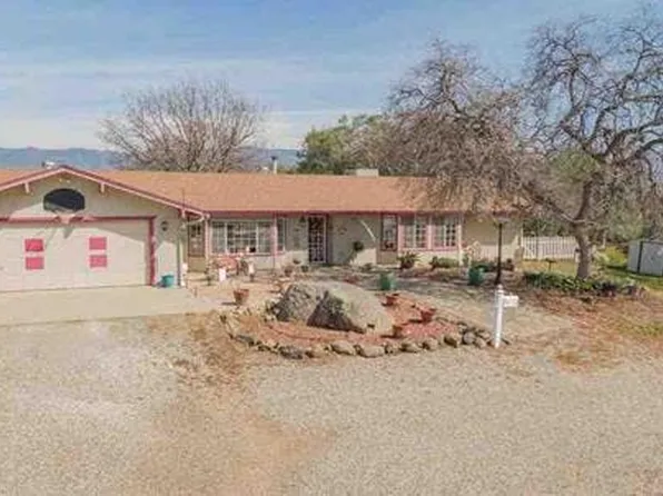 37920 Bay Ln, Squaw Valley, CA 93675