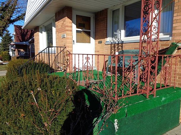 2nd image of 4306 Wood Ave
