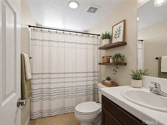 5th image of 38577 Pallas Ct