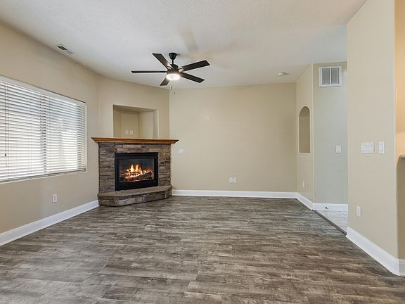 2nd image of 1288 N Cedar Blvd Unit 34
