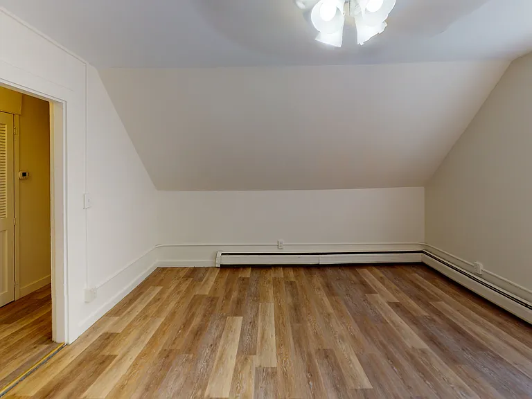 332 S Main St #6 — Photo 4