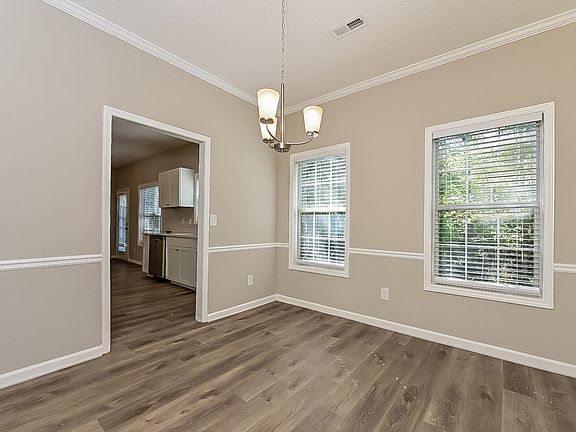 5th image of 1603 Blossom Dr