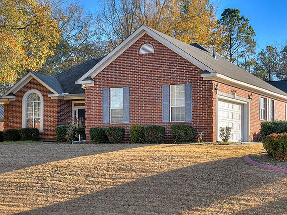 3rd image of 4632 Brittany Ct