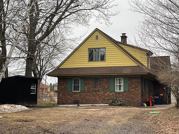4th image of 208 Douglas Blvd