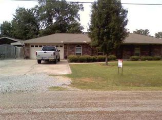 380 Quincy St, Bridge City, TX 77611