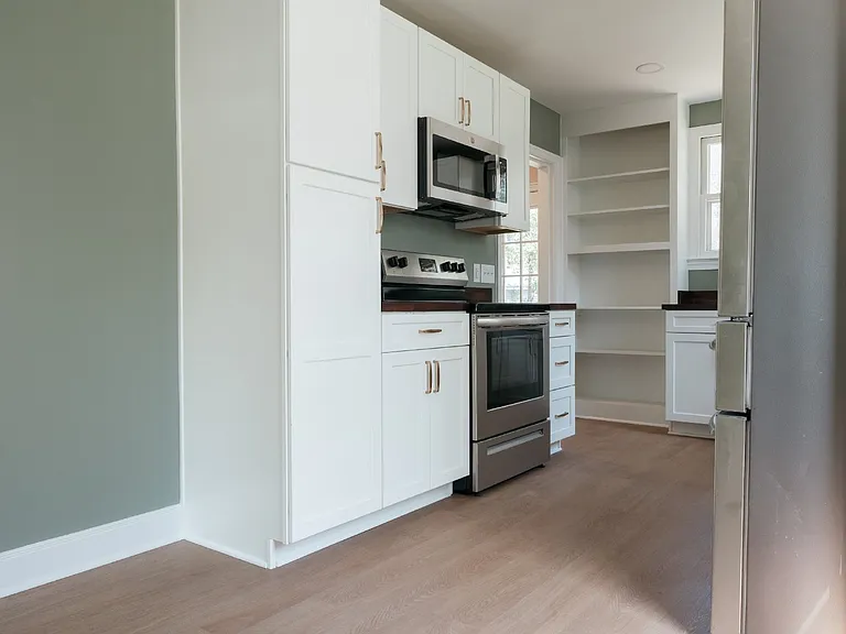 332 Guilford St — Photo 9