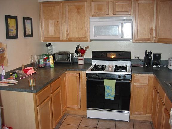 3rd image of 2122 N Bissell St