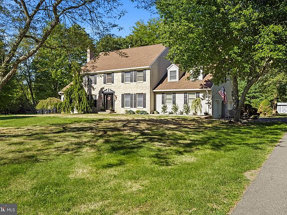 2nd image of 364 Jacobstown Arneytown Rd