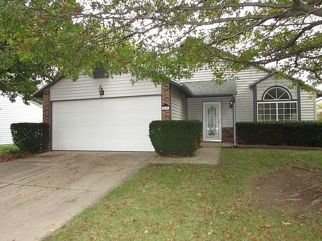 1st image of 3439 Coventry Ln
