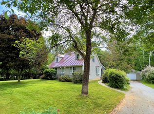 300 Flory Hts, Center Rutland, VT 05736