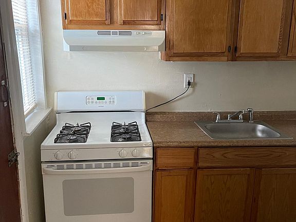3rd image of 3144 W Allegheny Ave #2
