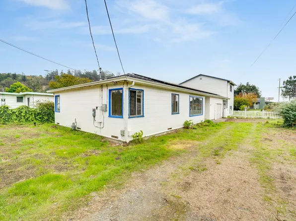 1954 Blair Ln, Fortuna, CA 95540