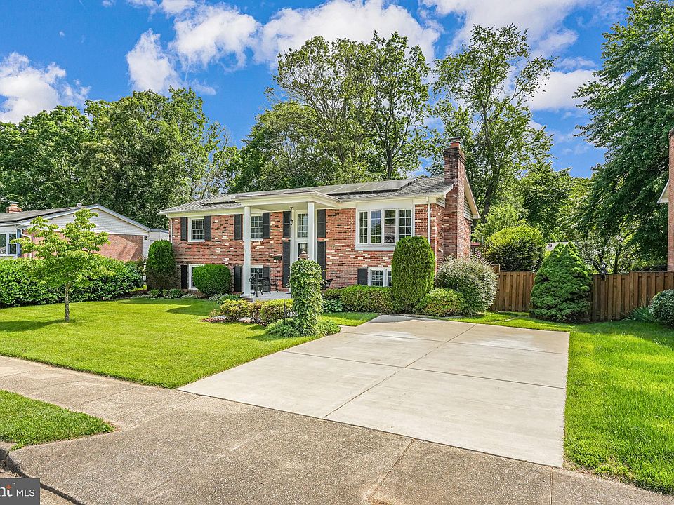 1st image of 4325 Evergreen Dr