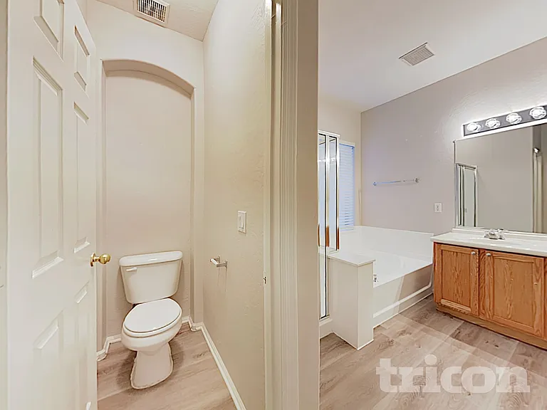 13732 W Mauna Loa Ln — Photo 11