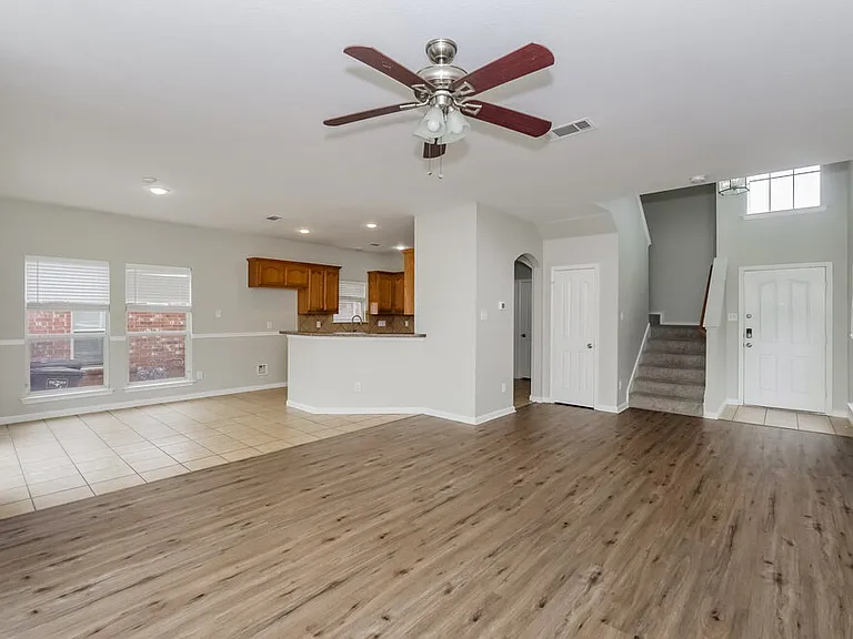 6357 Claire Dr — Photo 8