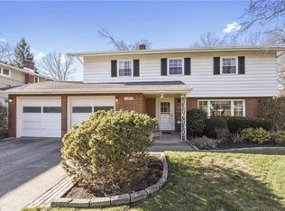 5310 Berkshire Dr, North Olmsted, OH