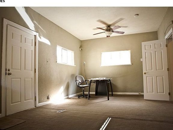 4th image of 537 Canyon Blvd