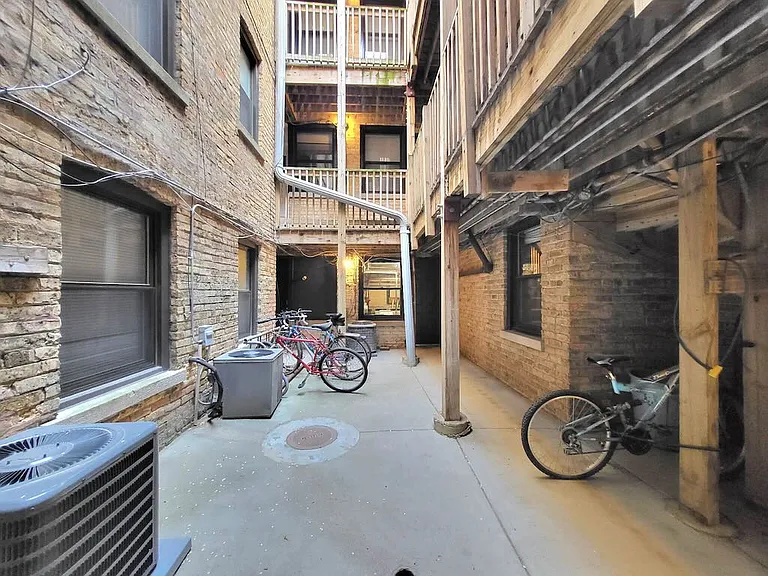 2147 N Fremont St #N4 — Photo 20