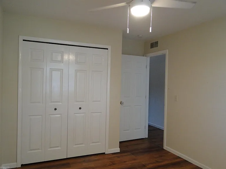 29842 Utica Rd — Photo 30