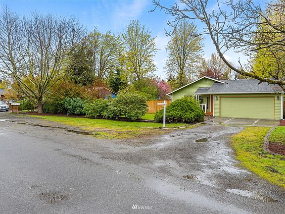 4th image of 1815 12th Ave SE