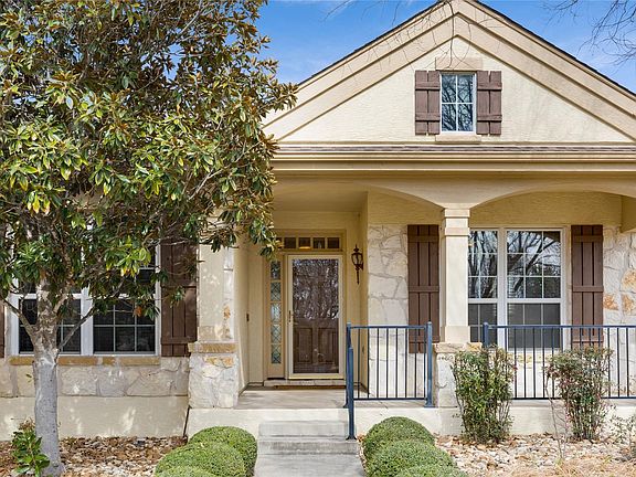 2nd image of 311 Rio Grande Loop