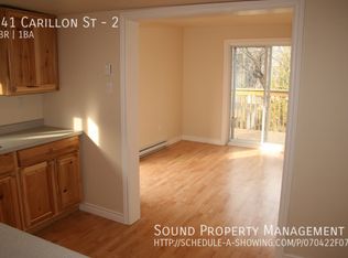 241 Carillon St #2, Ottawa, ON K1L 5X7