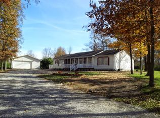 16118 N Old Centralia Ln, Mount Vernon, IL 62864