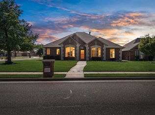10608 NW 41st St, Yukon, OK 73099
