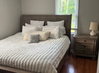 3 Old Monument Neck Rd, Bourne, MA 02532