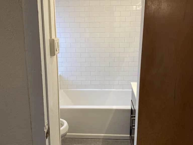 1604 N Franklin Pl — Photo 12