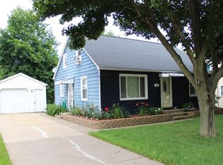 403 W Ives St, Marshfield, WI 54449