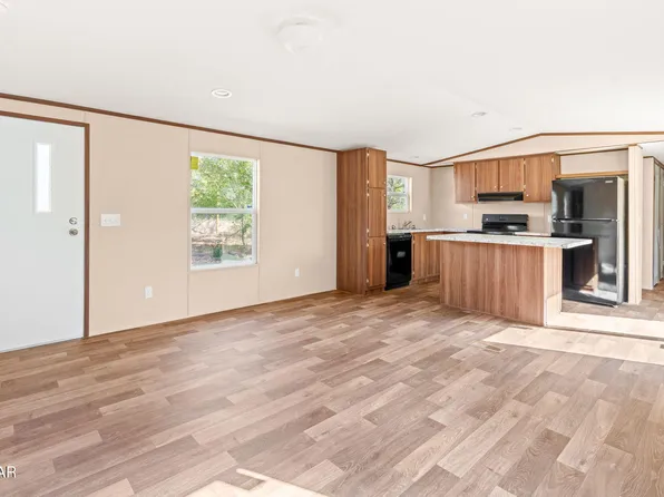 4328 Moss Hill Rd, Chipley, FL 32428