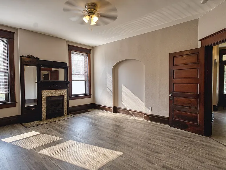 2303 Russell Blvd #1F — Photo 5