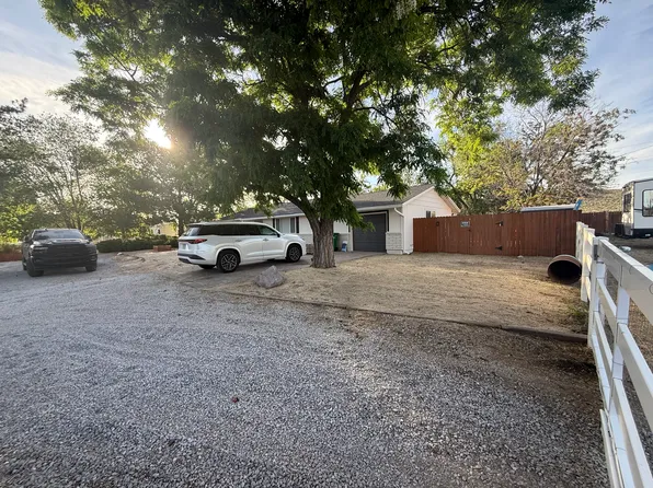 2715 Knob Hill Dr, Reno, NV 89506