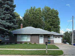 435 4th St SW, Plainview, MN 55964