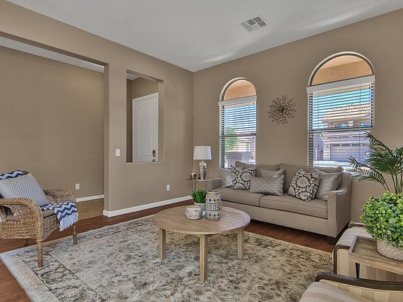 4th image of 41099 W Robbins Dr