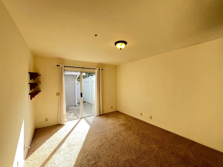 989 Bluebell Way — Photo 19