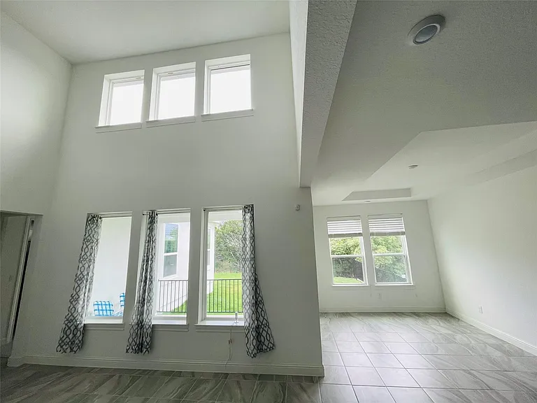 1228 Brasano Pl — Photo 11