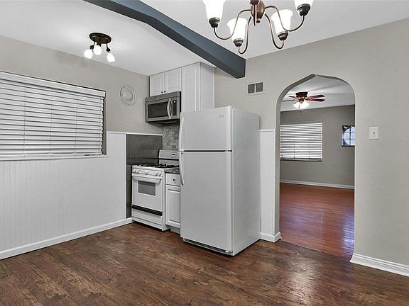 4th image of 5048 Oleatha Ave Floor 1